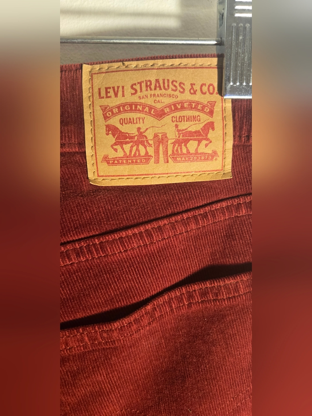 Levi's Women's Highrise Bootcut Corduroy Pants in Deep Red Rust - Picture 5 of 5